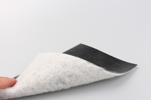 Tensile Strength ≥20MPa Compound Geomembrane for Landfill and Reservoir