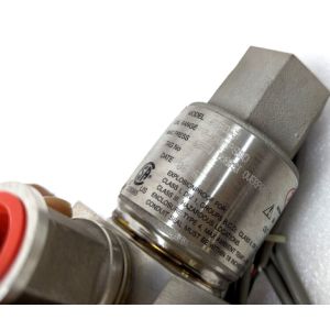 Dwyer 636D Fixed Range Differential Pressure Transmitter 316L SS