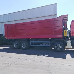Sinotruk / HOWO Sitrak F3000 A7 371HP 8X4 6X4 Tracotor Manual Dump Tipper Used