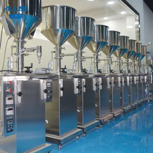 Pneumatic Hand Sanitizer Liquid Filling Machine With 30L Hopper