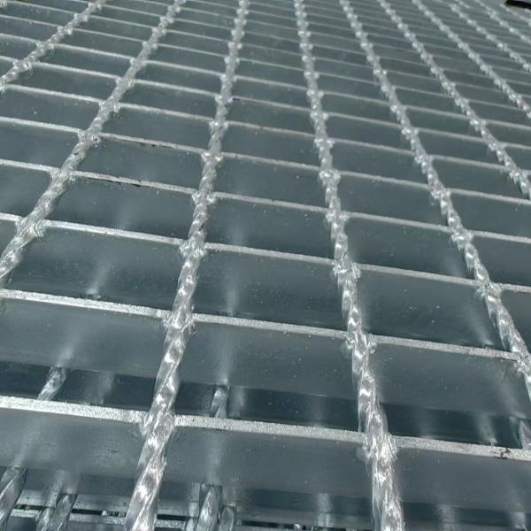 30mm Pitch Welded Flat Steel Grating for Stainless Steel Floor Decking