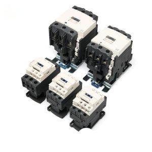 China 3 Pole AC Contactor IP20 Protection Level 3 Auxiliary Contacts 50/60Hz Power on sale