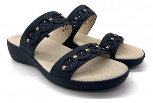 Quality Rubber Sole Material Pink Flat Sandals Women Fashionable For Casual Occasions for sale