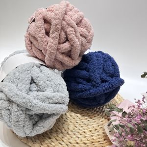 high quality super warm 1/0.14NM 100% Polyester chunky jumbo chenille yarn for