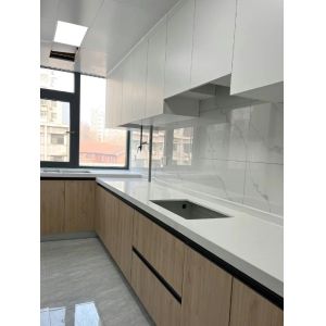 Modern Kitchen Cabinet with Marble Countertop for Apartments