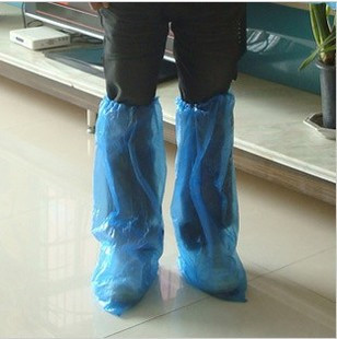 Buy Disposable Protective Polypropylene Shoe Cover Non Woven Waterproof Slip Resistant at wholesale prices