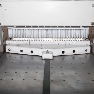 Large Easy Operate Cutting Machine Paper Secondhand 2800*2800*1600mm with