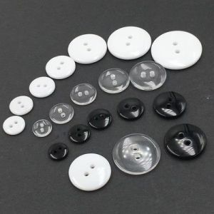 Factory wholesale resin pattern buttons four eyes mixed flower buttons coat
