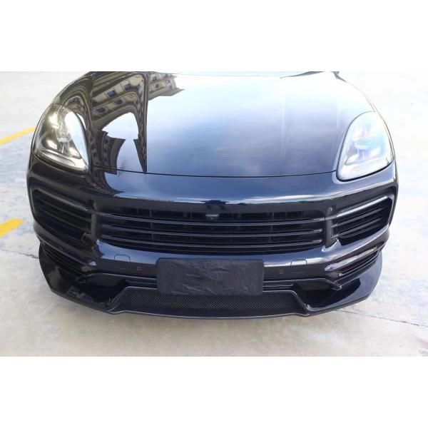 Replacement 2019 Porsche Cayenne Body Kit Side Skirts Dry Carbon Fiber Diffuser Spoiler