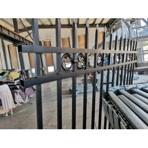 Customized 1.2m Height Metal Tubular Fencing 40x40mm Post