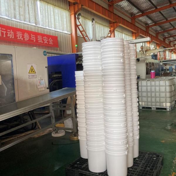 Customizable 20L White Plastic Bucket Packaging for Relief Goods Square Pail Container