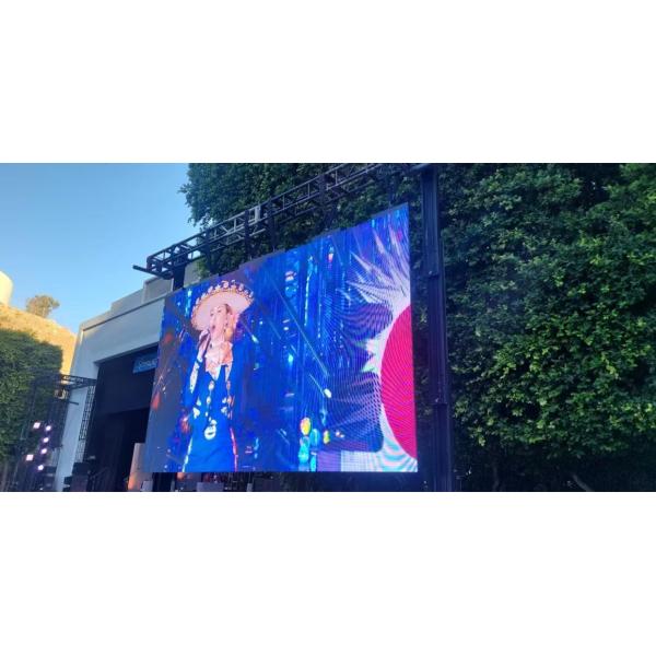 AC 110/220V Input Voltage Outdoor Full Color LED Display with 250*250mm Module Size and 5V/40A Switch Power Loading