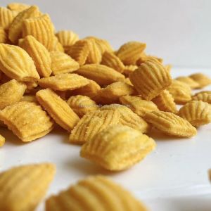 Quality Remarkable Salted Rice Crackers With 12 Month Shelf Life for sale