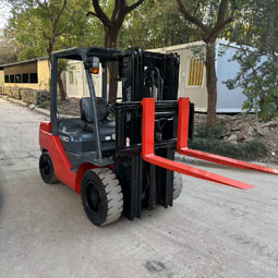 Toyota 8F 3 Ton Used 4.5 Meter Lifting Height Second Hand Forklift With Diesel