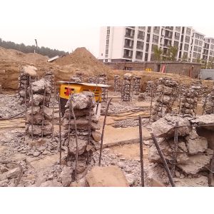 400mm 280Kn Hydraulic Pile Breaker Square Concrete 0.8t