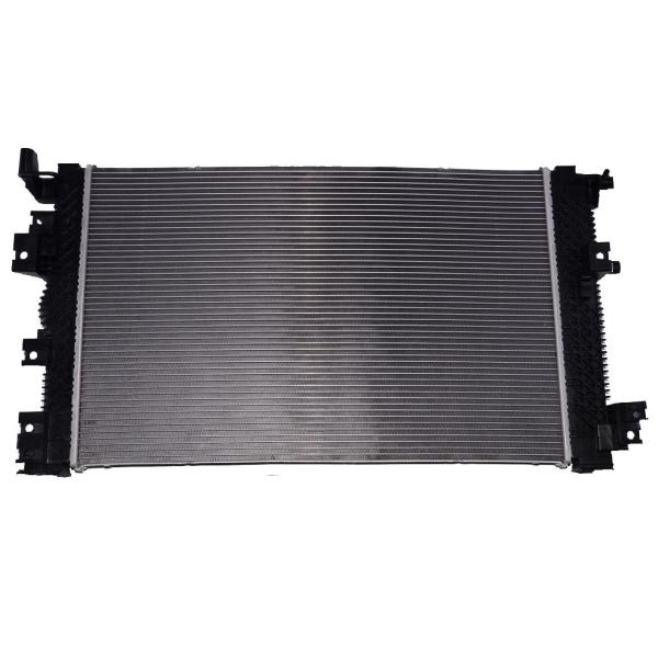 Buick ENVISION 1.5T 2.0T Auto Parts Cooling System Aluminum Radiator Water Tank 84690760