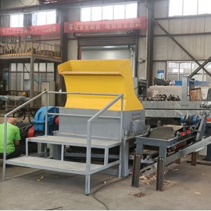 Pallet Grinding Chips Making Machine, Pallet Reclaiming Crusher with magnetic
