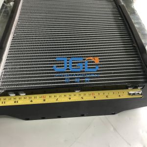 Yuchai YC35 Water Tank Radiator For Excavator
