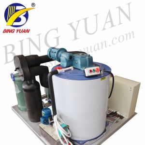 2.8KW 800KG Industrial Flake Ice Maker Machine , Small Flake Ice Machine