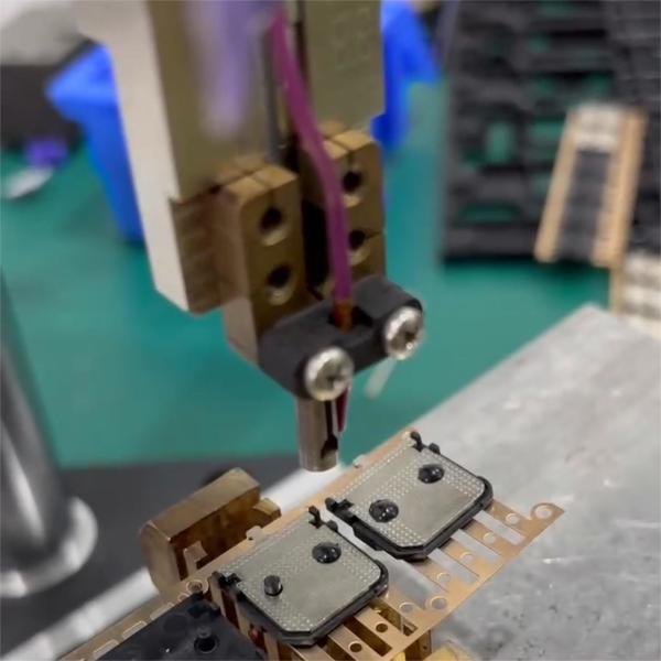 Manual Press-type Pulse Heat Staking Machine for Metal Component Fixation