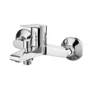 China Resist Corrosion Single Lever Bath Shower Mixer Tap With Diverter Hot Cold Water on sale