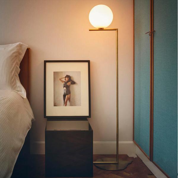 Nordic living room floor lamp Simple design bedroom study vertical lamp glass ball floor lamp(WH-MFL-93)