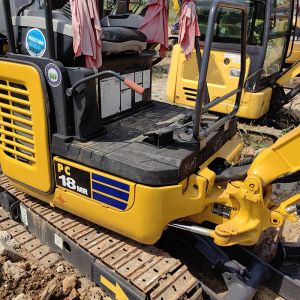 Mini Type Used Komatsu Pc18MR Excavator Digger 1.8Ton Diesel Engine