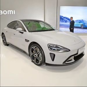 Xiaomi Su7 2WD 4WD Electric Car 2024 Presale Fuel Electric Driving Type Front