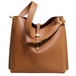 China Hasp Closure PU Shoulder Bag Armpit Leather Underarm Bag on sale