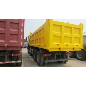 Long Cabin Sinotruk 371hp 8x4 12 Wheeler Howo Tipper Truck