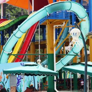Aqua Loop Huge Fiberglass Water Slides For Adult , Fixed Type Slide for Amusement Park