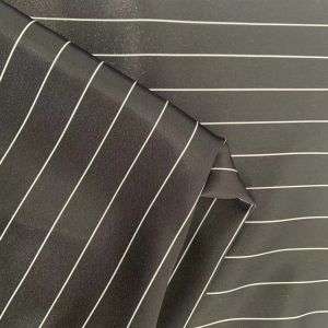 Ventilate Imitated Silk Fabric 150Dx150D 130GSM Shiny Lamination