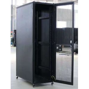47U 800x1000mm Network Cabinet With Monitorable Vertical PDU