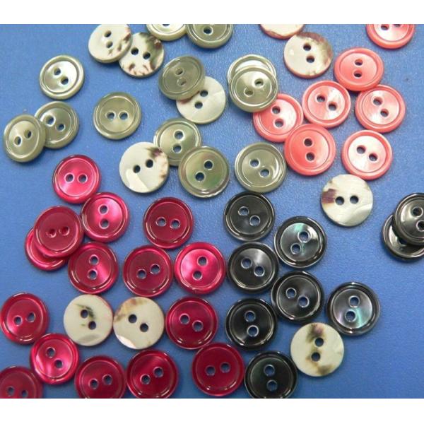 Factory wholesale high quality akoya 2 holes round natural agoya shell button for shirt dress