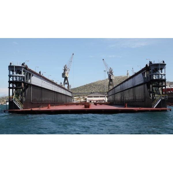 Buy Rail Mounted Floating Dock Crane With Customized Color And Load Capacity at wholesale prices