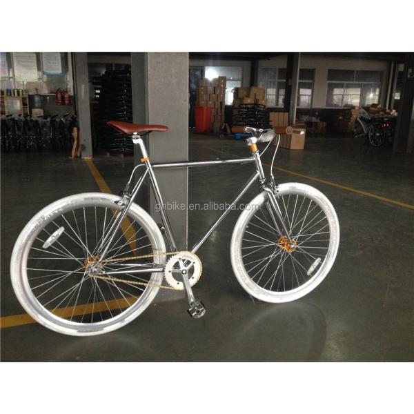 Wellgo Pedal Equipped Vintage Fixie Fixed Gear Bike A Nostalgic Ride for Modern Times