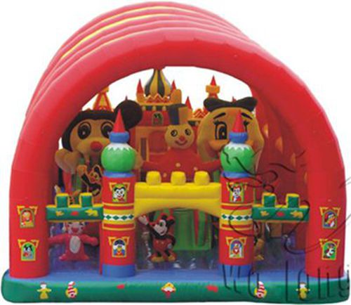 most popular inflatable castle with cover