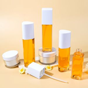 High End Plastic Cosmetic Bottle Clear PET Custom Perfume Bottle