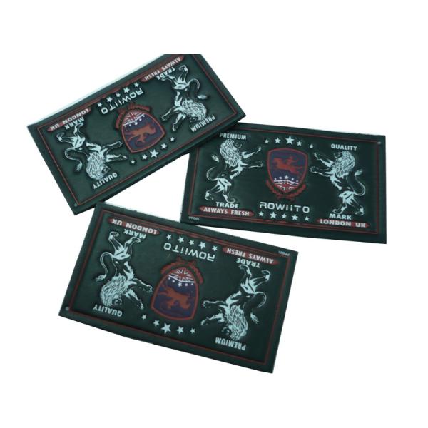 Colorful Embossed Leather Patches With Customized Pattern For Garment / Jeans