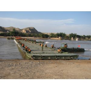Track Load 60t Ribbon Floating Pontoon Bridge Reusable Large Rivers