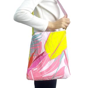 Softness Hot selling custom absorbent Microfiber multi-purpose beach towel bag