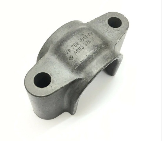 Mercedes Sprinter 2500 Stabilizer Link Buckle OE9063261540 OE9063261540 LCV