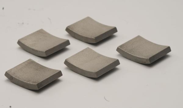 Temperature Sintered Ferrite Magnet Max Operating Temperature 250°C for and Long