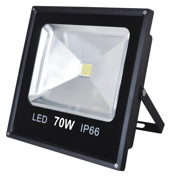 Buy 3000K IP65 Waterproof Flood Light Outdoor 50W LED Flood Light For Sports Field at wholesale prices