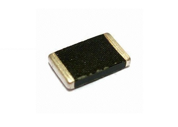 SMT Transient Suppressors Chip Metal Oxide Varistor MVR3220-471G 35pF 450A
