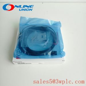 CZ-H32 KEYENCE Reflective Sensor Head Variable Spot