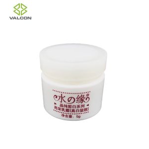 China Durable Empty Cream Jars Transparent Screw Cap 5 ML Plastic Body Red Printing on sale