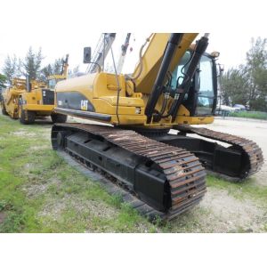 Used CAT Caterpillar 330DL Excavator