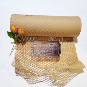 Lightweight 50CM*100M Honeycomb Wrapping Paper ECO Recyclable Roll
