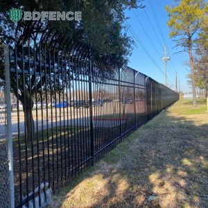 Artistic Tubular Steel Fence Sculptural Elements